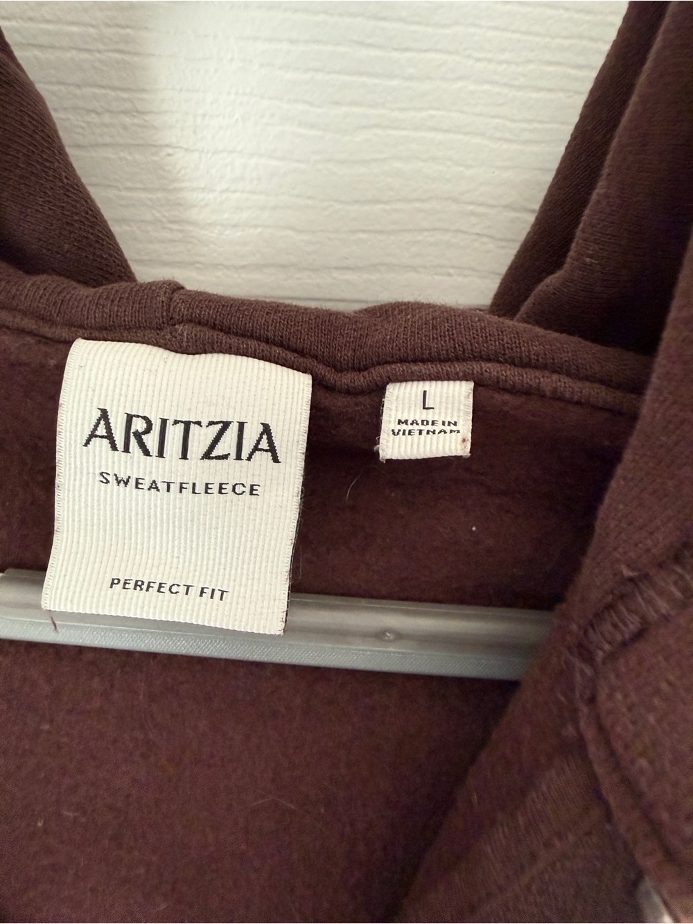 Aritzia - Cozy Sweatfleece Perfect Zip Hoodie - Picture 5 of 10
